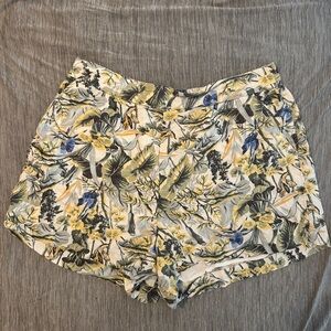 Abercrombie linen floral shorts Large